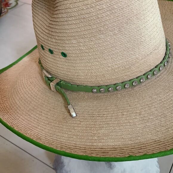 Woman’s  Straw Cowboy  Hat - Picture 4 of 9